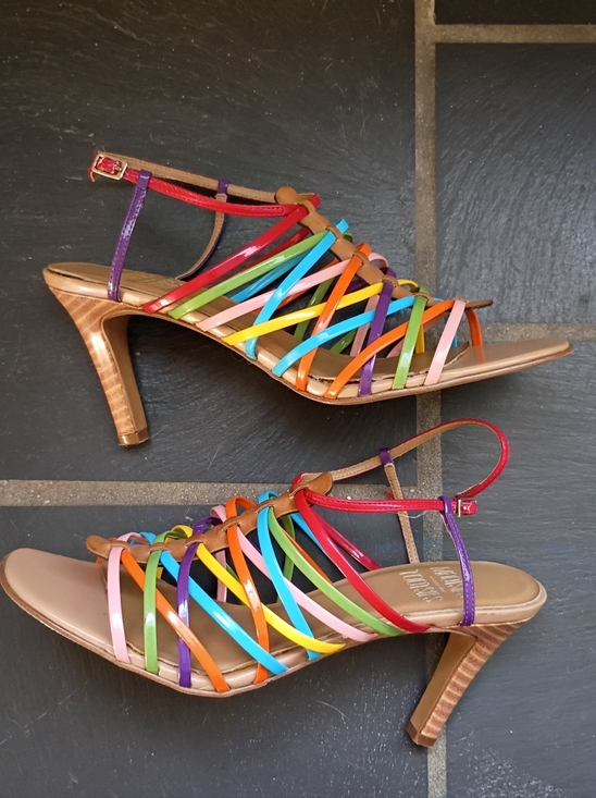 Mootsies Tootsies Shoes - Mootsies Tootsies women’s sandal Rainbow Strappy Heeled dressy open toe sz 7